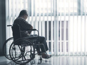 Yêu con - Sau khi sống ở viện dưỡng lão và thuê người giúp việc tôi mới thấm: Con cái là chỗ dựa an toàn khi về già!