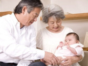 Yêu con - Nghỉ hưu rồi mới hiểu: Tại sao ngày càng nhiều người thích chăm sóc cháu hơn là sống hưởng thụ một mình