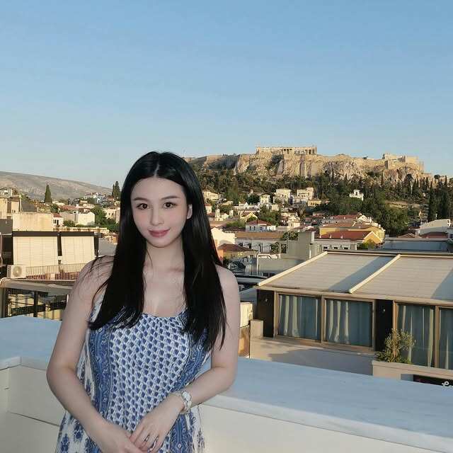 Nữ diễn viên 58 tuổi khiến nhiều người không tin là mẹ của con gái hot girl 2001, được yêu cầu bỏ khẩu trang - 13
