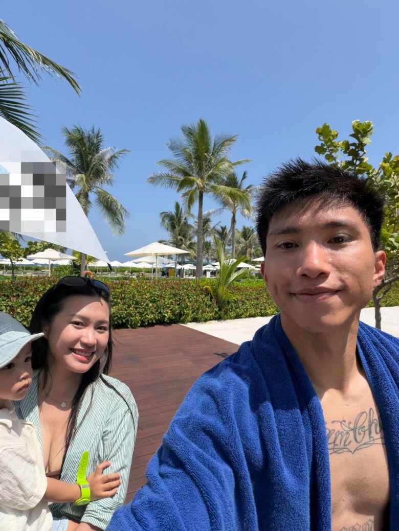 Cả gia đình có chuyến đi biển Cam Ranh (Khánh Hòa).