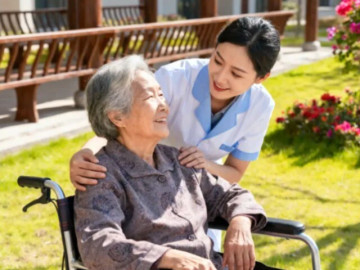 Yêu con - Về già tôi mới thấm: Thuê giúp việc, vào viện dưỡng lão rất khổ dù nhiều tiền, sống chung với con cái vẫn là lựa chọn tốt hơn