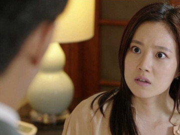Chồng trong ban phụ huynh bận suốt ngày, một lần đi theo tôi ngã ngửa khi biết mối quan hệ của anh và người phụ nữ ấy