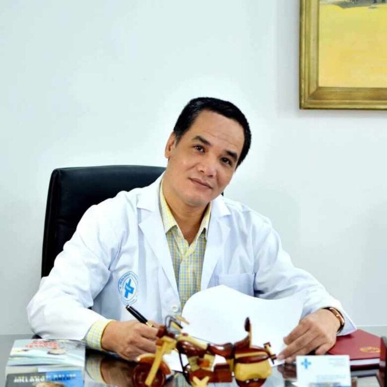 Bác sĩ Hồng Bách cho rằng, áp lực là điều ai cũng có thể gặp, nhưng phải biết đối diện và chấp nhận để khắc phục những áp lực đó. 
