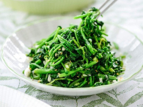 Sức khỏe - Loại rau nào được ví như tổ yến của người nghèo, xếp vào nhóm tốt trên thế giới, giá chỉ 5.000 đồng/mớ?