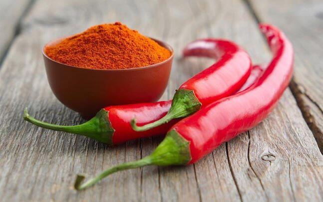 Ớt nếu biết cách sử dụng còn là vị thuốc quý trong đông y. Ảnh minh họa.