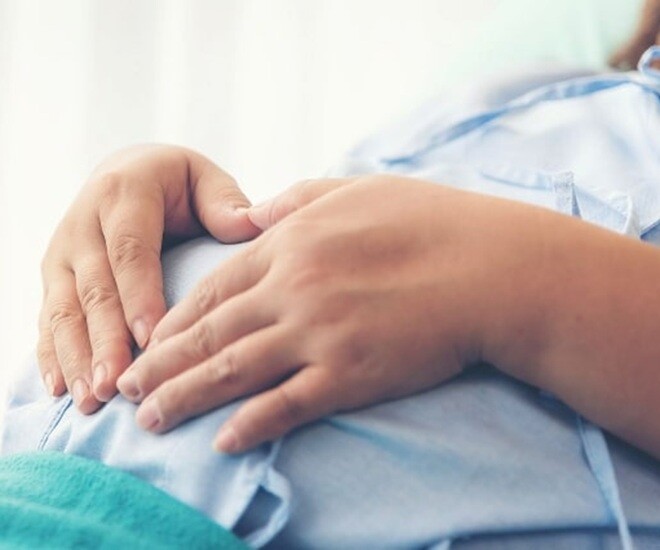 Qúa trình mang thai chị T phải đối mặt với không ít rủi ro, sóng gió. Ảnh minh họa. 