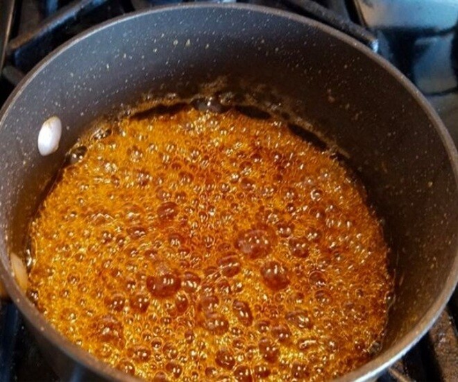 Thắng đường kho thịt, kho cá làm tăng nguy cơ mắc bệnh, gây hại cho sức khỏe. Ảnh minh họa. 