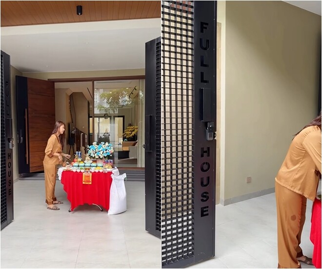 Đặc biệt, chi tiết cánh cổng chính màu đen được thiết kế tỉ mỉ với dòng chữ Full House khắc dọc theo khung cửa, thể hiện thông điệp về một mái ấm đong đầy hạnh phúc và trọn vẹn.
