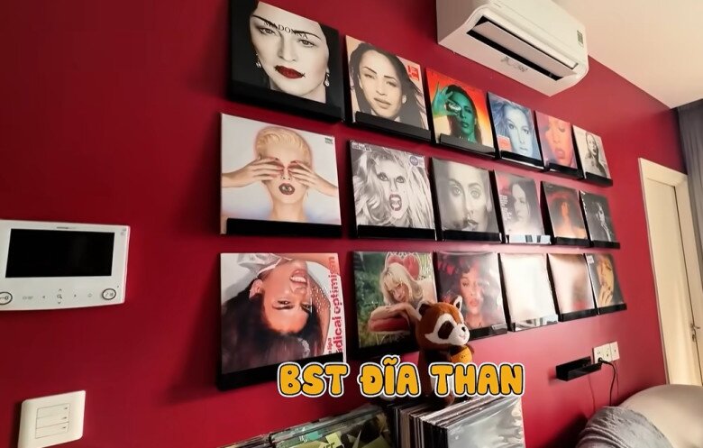 Cận cảnh hàng loạt bộ sưu tập amp;#34;khủngamp;#34; bên trong căn hộ cao cấp của nhạc sĩ nổi tiếng showbiz Việt - 23