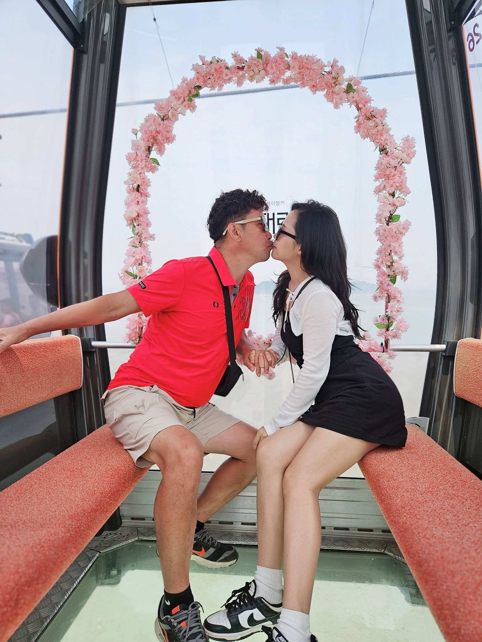Cô gái Quảng Ninh cưới chồng Hàn hơn 21 tuổi, sinh 3 con vẫn cuốn hút, được bố mẹ chồng tặng nhà đứng tên mình - 4