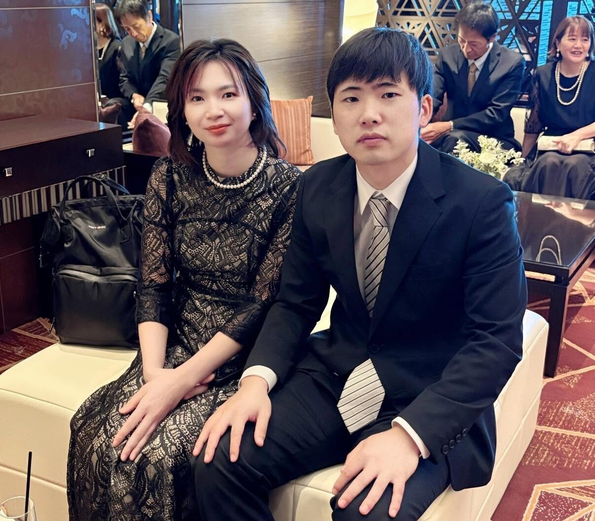 Sếp Nhật mê mệt mẹ đơn thân Nghệ An hơn 8 tuổi: Khóc vì ghen, xin 2 năm chứng minh tình cảm, sau cưới giao hết lương vợ giữ - 5
