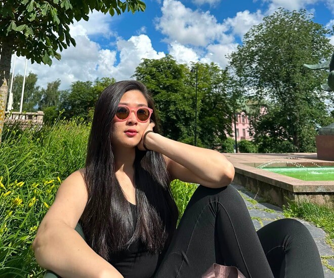 Sau hơn 2 năm rưỡi thích nghi, Mạc Anh Thư hiện đang tận hưởng một cuộc sống bình yên, tự tại bên cạnh con gái nhỏ tại vùng đất mới.