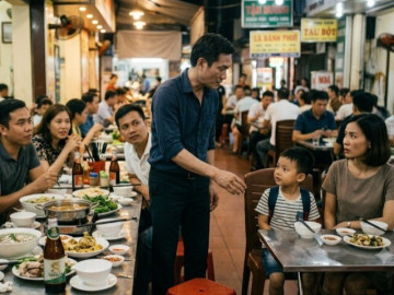 Vô tình gặp vợ cũ và con trai khi đi ăn cùng đồng nghiệp, mặt tôi biến sắc trước lời chào của đứa trẻ