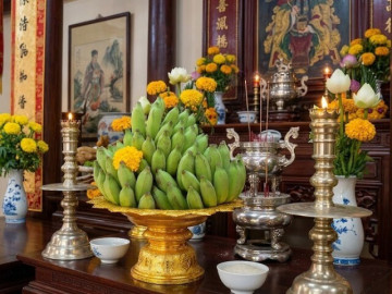 Tại sao một số người không đặt chuối lên bàn thờ ngày Rằm tháng 7? Hóa ra đây là lý do
