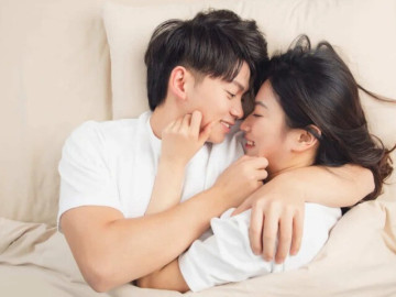 5 “lời nói dối” cần thiết khi vợ chồng gần gũi