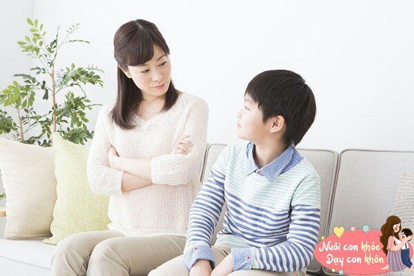 Để giúp trẻ phát triển kỹ năng quản lý cảm xúc và kỹ năng tự điều tiết, bố mẹ nên giúp trẻ nhận biết và hiểu cảm xúc của mình.