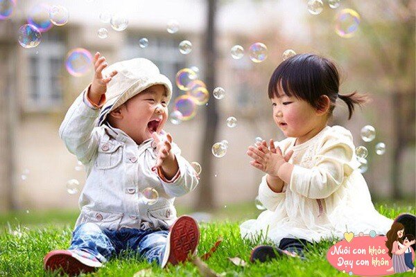 Những trẻ có thói quen ngủ trưa thường sẽ tràn đầy năng lượng, vui vẻ hơn vào buổi chiều.