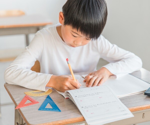 Đứa trẻ học giỏi đều xuất thân từ 4 kiểu gia đình, kiểu thứ 2 nghe dễ nhưng khó ai làm được - 1