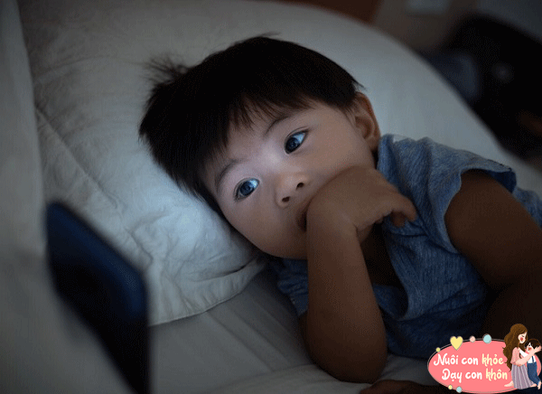 Thói quen thức khuya có thể gây hại cho trí thông minh của trẻ.