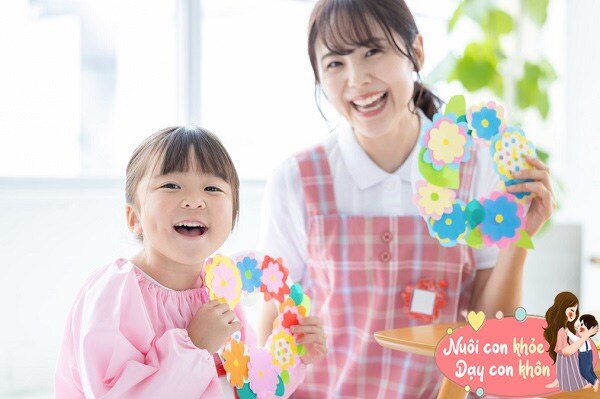 Trò chơi giáo dục cũng giúp trẻ cải thiện trí tuệ tốt.