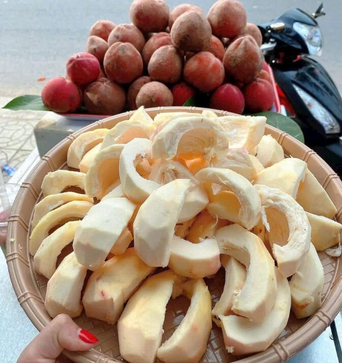 Loại quả mọc bờ rào xưa chín rụng đầy, nay thành đặc sản được ưa chuộng giá 110.000 đ/kg, trồng một lần thu hoạch nhiều năm - 4