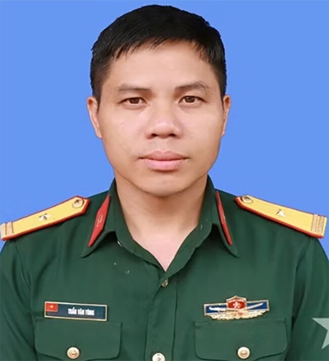 Con trai của Trung tá Trần Văn Tùng: amp;#34;Bố đâu rồi, sao đêm muộn rồi bố chưa về với conamp;#34; - 1