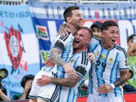Messi lập kì tích kiến tạo khó tin ở World Cup, Alvarez ghi siêu phẩm đỉnh cao