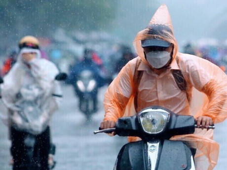 Khi nào miền Bắc có mưa dông giải nhiệt nắng nóng?