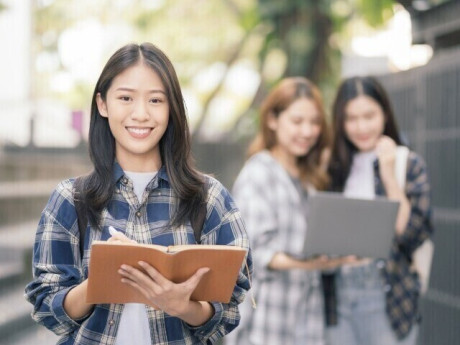 Tin tức - Ngành học dễ xin việc trong 10 năm tới, Việt Nam đang khát nhân lực có trình độ cao, mức lương tới 100 triệu đồng/tháng