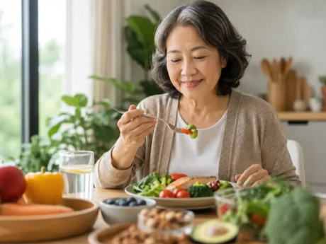 7 thói quen nên duy trì từ sau tuổi 50 để sống thọ và minh mẫn