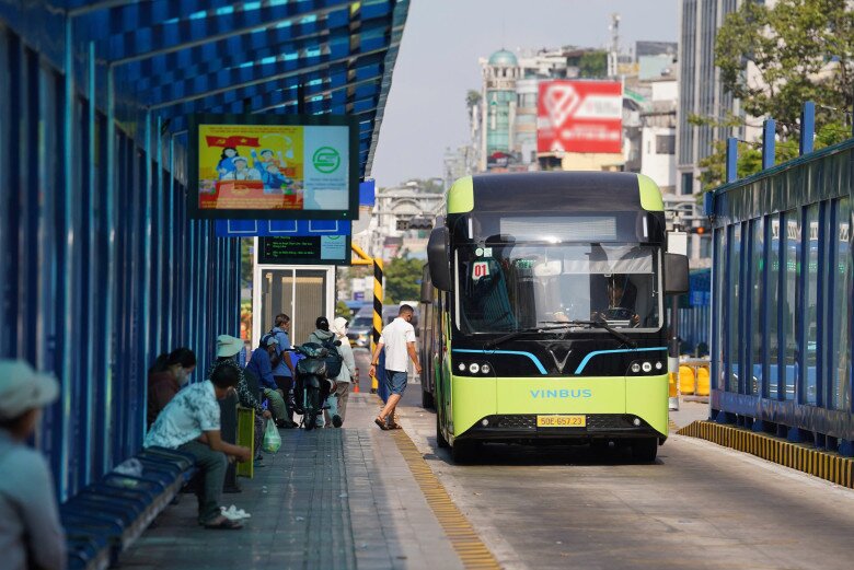 Trong 4 tuần đầu tiên TP.HCM triển khai miễn phí vé xe buýt, tổng lượng khách đã đạt khoảng 7,7 triệu lượt.