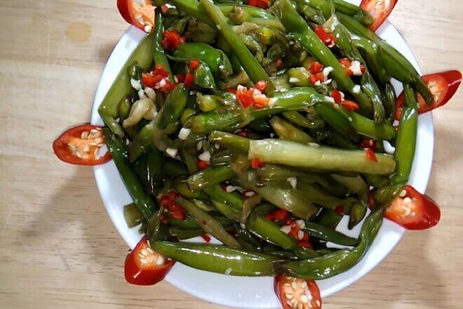Cây dại mọc bờ mương nay thành đặc sản nổi tiếng, trồng 45 ngày cho thu hoạch, giá 80.000 đồng/kg được ưa chuộng ở thành phố - 3