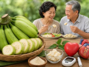 Sức khỏe - Người sau 50 tuổi nên ăn chuối xanh, vì sao?