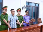Tin tức - Giáo viên Toán "vào mỗi phòng 2-3 phút" nhắc thí sinh ở điểm thi chuyên Tuyên Quang