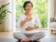 Sức khỏe - 4 lợi ích tiềm năng của yoga với sức khỏe tim mạch sau tuổi 50