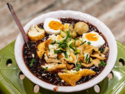 Lifestyle - Bà chủ U70 tiết lộ bí quyết để quán "cháo nhà nghèo" ở Hà Nội đông khách 20 năm