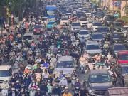 Tin tức - Kẹt cứng nhiều tuyến phố Hà Nội ngày đầu học sinh đến trường sau khai giảng