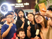 Cảnh tượng chưa từng có trước ngày kem Tràng Tiền đóng cửa