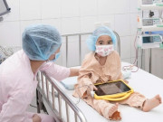 Sức khỏe - Em trai 18 tháng tuổi hiến tế bào gốc ghép cho chị 4 tuổi