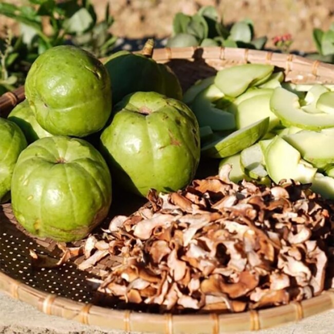 Loại quả mọc bờ rào xưa chín rụng đầy, nay thành đặc sản ở thành phố giá 100.000 đ/kg, trồng một lần thu hoạch nhiều năm - 4