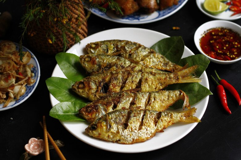 Loại c&aacute; tốt tr&ecirc;n thế giới, ở Việt Nam v&agrave;o m&ugrave;a b&aacute;n đầy chợ gi&aacute; chỉ từ 70.000 đ/kg, gi&agrave;u dưỡng chất hơn c&aacute; hồi - 4