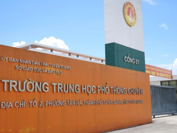 Kiểm tra học bạ, bài thi của thí sinh đạt 10 điểm Toán ở Tuyên Quang