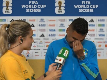 Ngôi sao Brazil bật khóc nức nở, nghẹn ngào xin lỗi sau trận thua Na Uy