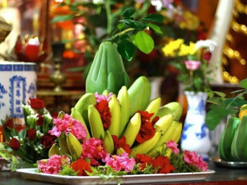 Khung giờ đẹp thắp hương ngày mai - Mùng 1 tháng 7 năm Bính Ngọ và 5 việc nên làm để đón phước lành