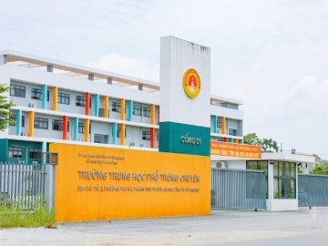 Hôm nay, 328 thí sinh Tuyên Quang làm thủ tục thi lại tốt nghiệp THPT