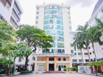 Điểm chuẩn cao hơn điểm thủ khoa khối C00, Trường ĐH Sư phạm TPHCM nói gì?