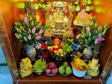 Bí quyết cúng Thần tài rằm tháng 7 để tiền bạc rủng rỉnh
