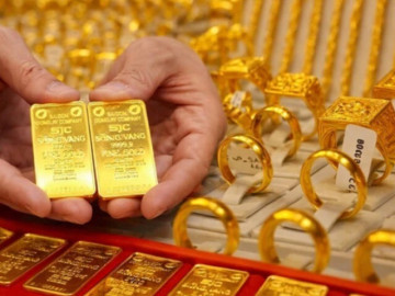 Giá vàng đứng im vẫn vênh thế giới hơn 10 triệu đồng/lượng