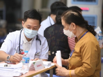 Sức khỏe - Tự đi khám BHYT trái tuyến, người bệnh thực tế được hưởng bao nhiêu?