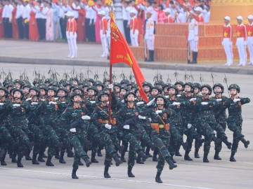 Tổ chức diễu binh, diễu hành kỷ niệm 100 năm thành lập Đảng